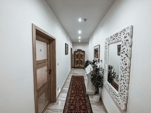 Salkova House | Cozy B&B Home