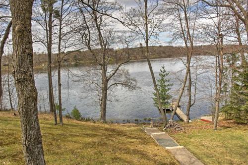 Balsam Lake House | Cozy Balsam Lake Home Deck, Private Dock and Kayaks