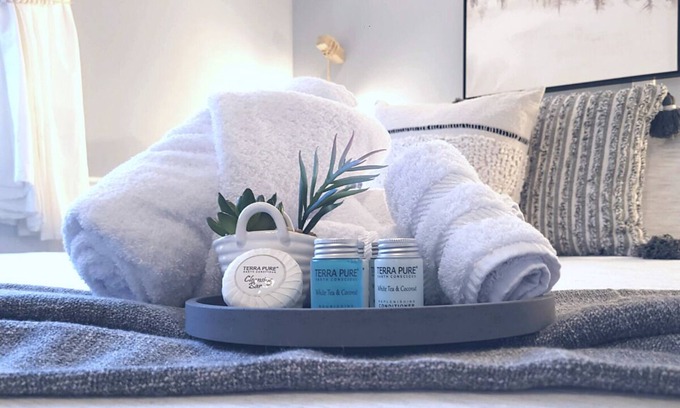 Vermilion House | Cozy Beachtown Bungalow perfect for any getaway