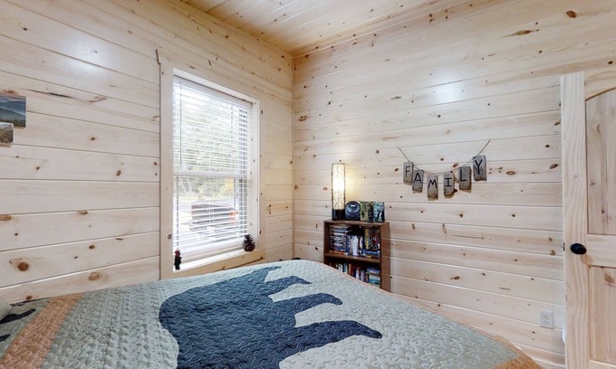 Pigeon Forge Cabin | Cozy Bear Den