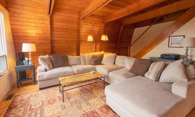 West Fairlee House | Cozy Bow House Perched in Trees w/Hot Tub & View