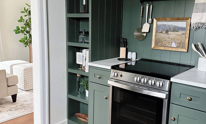 Bremerton House | Cozy Bremerton Bungalow: Modern Comforts, Perfect Location!