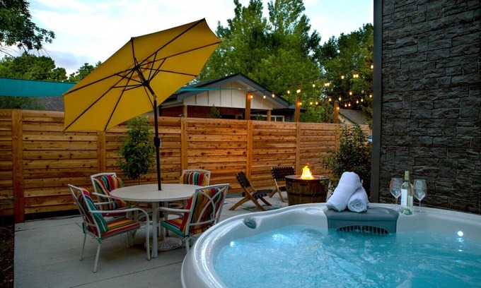 Loveland House | Cozy Bungalow w/Hot Tub & Fire Pit, Walk Downtown