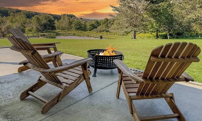 Little Valley Cabin | Cozy cabin in the Little Valley mountains. Only 10 minutes from Ellicottville!