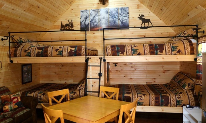Rooseveltown Cabin | Cozy cabin located in Brasher Falls, NY. Pet friendly!