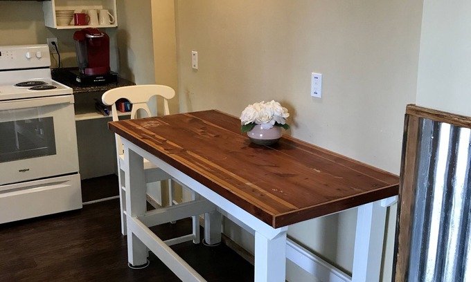 Theriot House | Cozy Cajun Two Bedroom