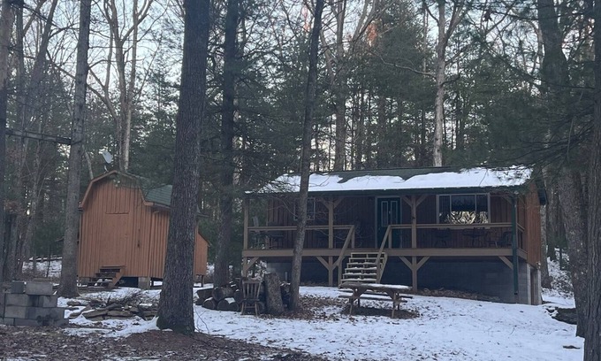 Frenchville Cabin | Cozy camp near the PA Elk herd in Karthaus & close enough to Penn State football
