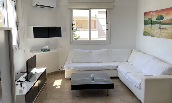 Aglantzia Apartment | Cozy Campus Workspace: 1-Bed Flat Near University
