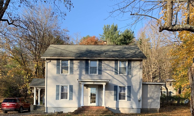 Barryville House | Cozy Catskills Farmhouse in Barryville near the Delaware River