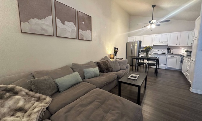Mesa Grande House | Cozy Central Mesa/Tempe Gem. Minutes from Cubs Stadium, ASU & Tempe Marketplace!