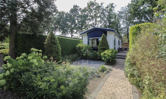 Voorthuizen House | Cozy chalet with all conveniences at the forest