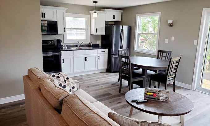 Saint-Edouard-de-Kent Cottage | COZY COASTAL COTTAGE