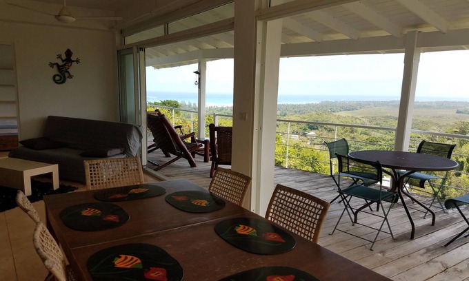 La Iglesia Apartment | Cozy Coco: pleasant apartment with beautiful sea and hills view