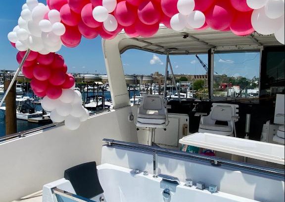 Gerritsen Beach Boat Rental | COZY CONDO OCEAN 3xDECK YACHT