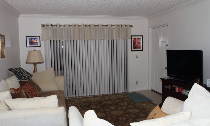 Boynton Beach House | Cozy Condo