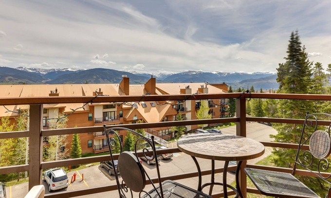 Wildernest Condo | Cozy Condo w/Balcony & Mtn View in Silverthorne!