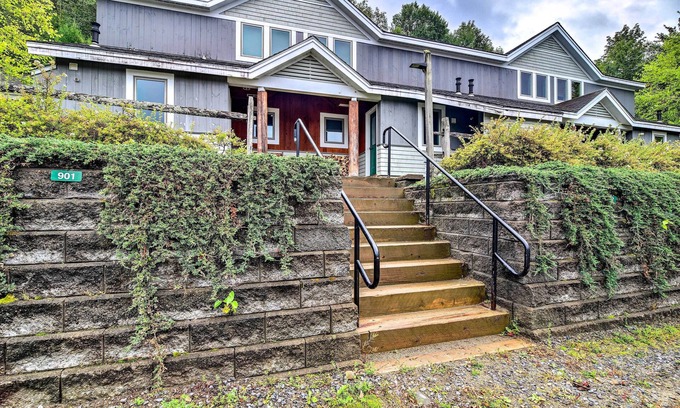 East Burke Condo | Cozy Condo w/Patio, Walk to Burke Mountain!