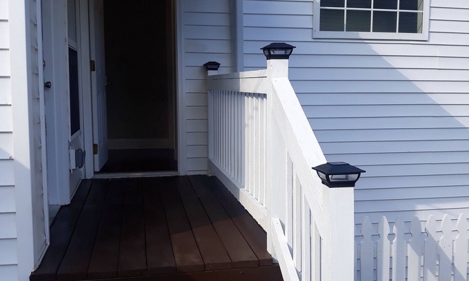 Oak Ridge House | Cozy, Convenient, & Affordable!
