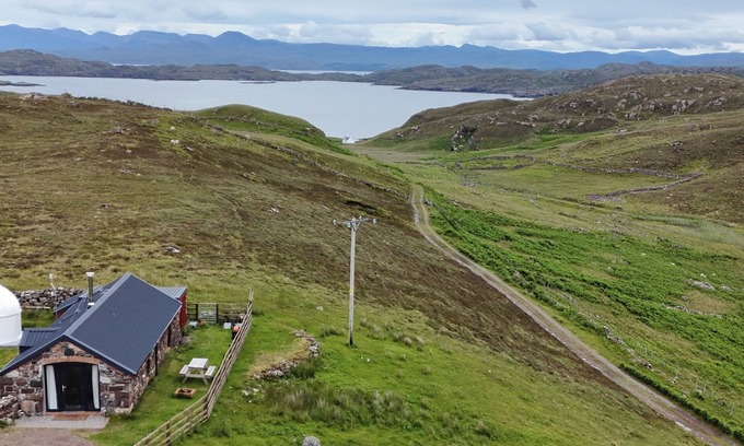 Clachtoll House | Cozy converted barn with mountain and sea views on the NC500. Pet-friendly!