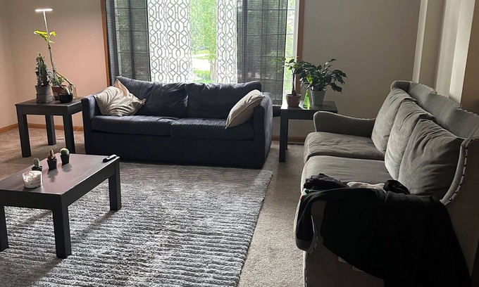 Woodbury House | Cozy corner townhome, Pet friendly, 4 beds, 3 baths, deck and walkout!