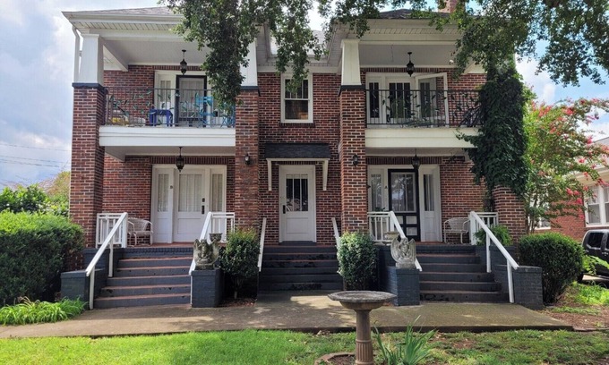 Greer Apartment | Cozy corporate apartment in tranquil Greer. Close to BMW.