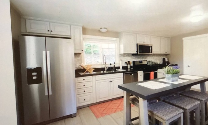 Calistoga Cottage | Cozy Cottage, amazing palisades mountain views.