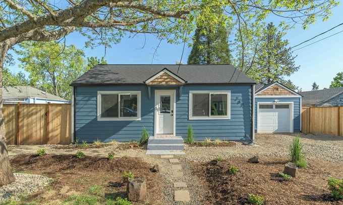 Southeast Eugene House | Cozy Cottage Near it All