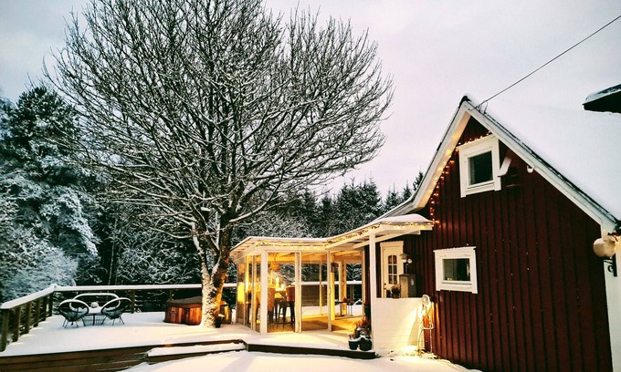 Svangsta House | Cozy cottage with beautiful garden in Svängsta, Blekinge | SE03011