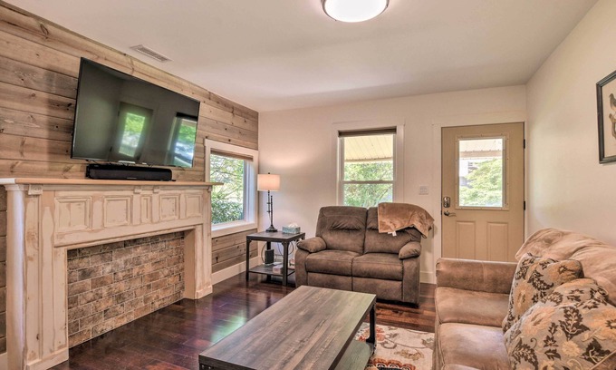 Central Cottage | Cozy Cottage: Yard + Deck, Walk to Downtown!