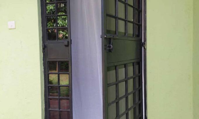 Gisambai House | Cozy countryside cottage, super close to great hiking trails.