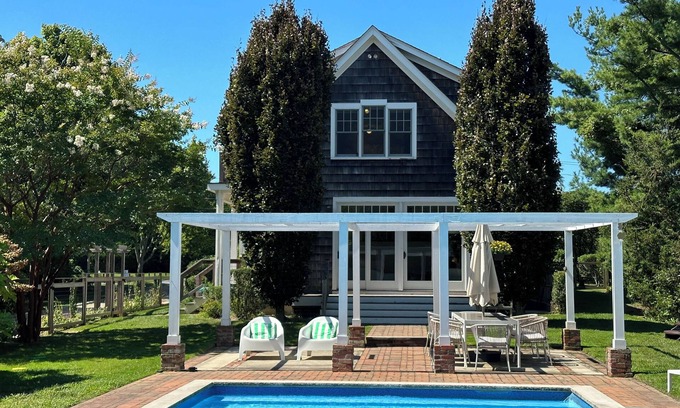 Bellport House | Cozy Family-Friendly Beach Retreat with Pool