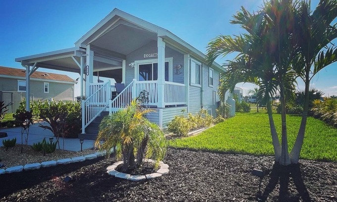 El Jobean House | Cozy Florida Resort Cottage