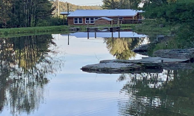 Fishs Eddy Cottage | Cozy French Woods Cottage, Pond and Pool