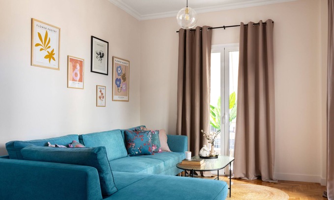 Mets Apartment | cozy fully renovated apartment in the historic heart of Athens.
