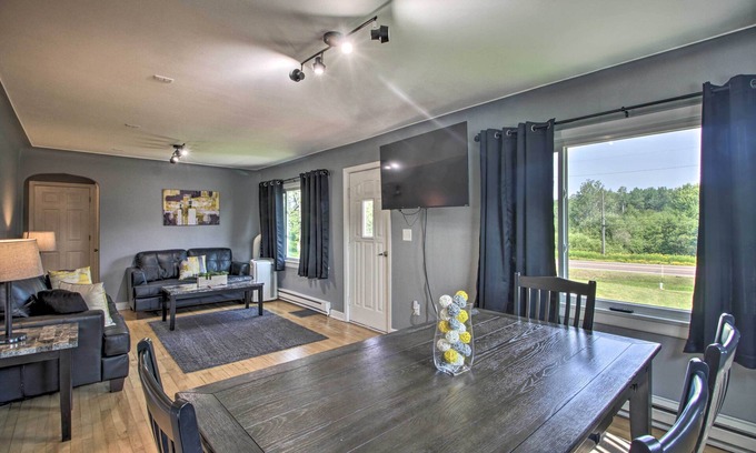 Hermantown Cottage | Cozy Getaway: 5 Miles to Duluth & Lake Superior!
