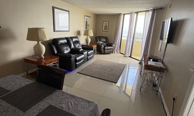 Hudson Apartment | Cozy Gulf Island Resort Condo #603 in Hudson
