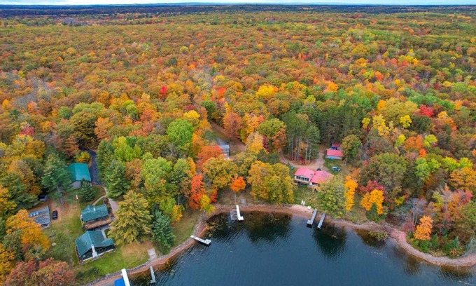 Chief Lake House | Cozy Hayward Cottage with Dock and Lakefront View