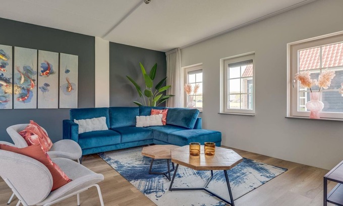 Ossenisse House | Cozy Holiday Home in a Holiday Park in Zeeland