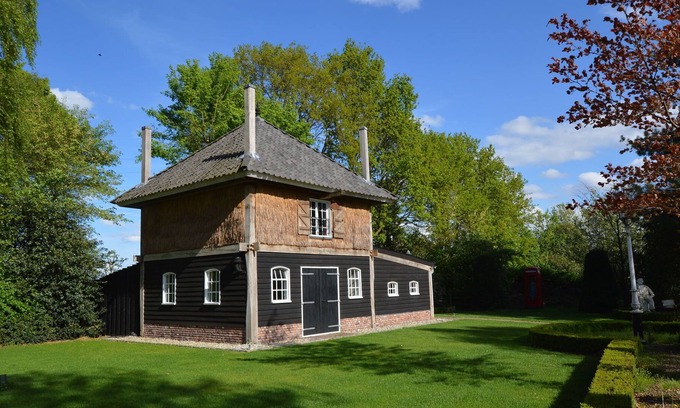 Volkel House | Cozy Holiday Home in Volkel with Sauna