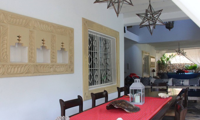 Lamu House | Cozy Holiday Home to Let.book to enjoy with your Family,Friends or for business