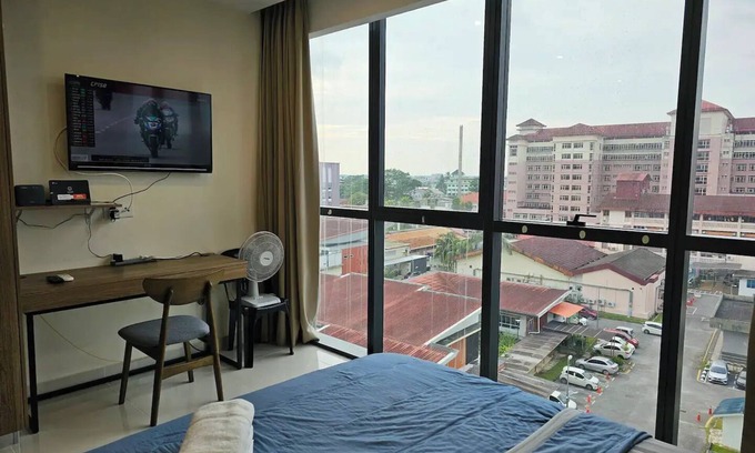 Batu Lintang House | Cozy Home 2 @Kozi Square near General Hospitalnn