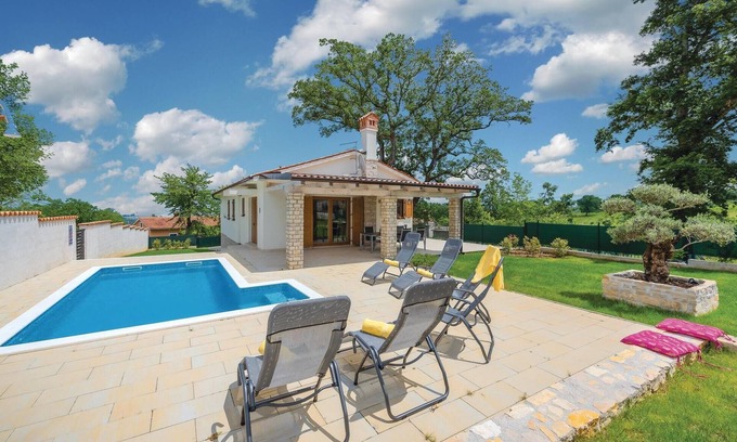 Krsan House | Cozy home in Cambarelici