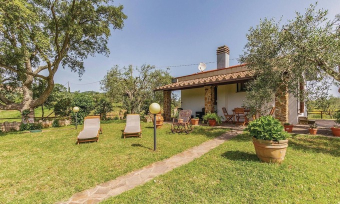 Caldana House | Cozy home in Gavorrano GR with WiFi