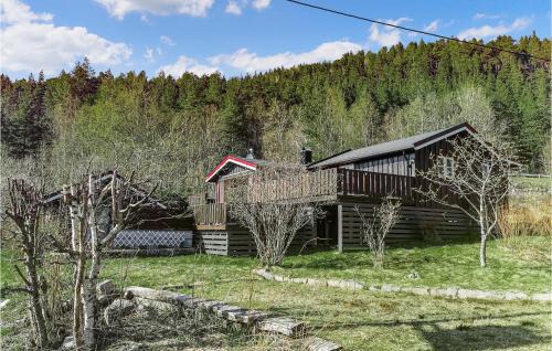 Tingvoll House | Cozy Home In Meisingset With Kitchen