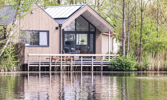 Oosterwolde House | Cozy home in Oosterwolde with sauna
