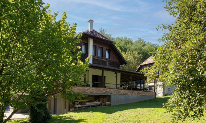 Petrinja House | Cozy home in Petrinja with WiFi