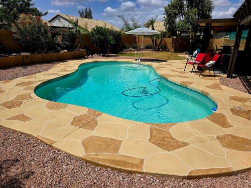 East Mesa House | Cozy home with pool, fire table, BBQ, RV parking