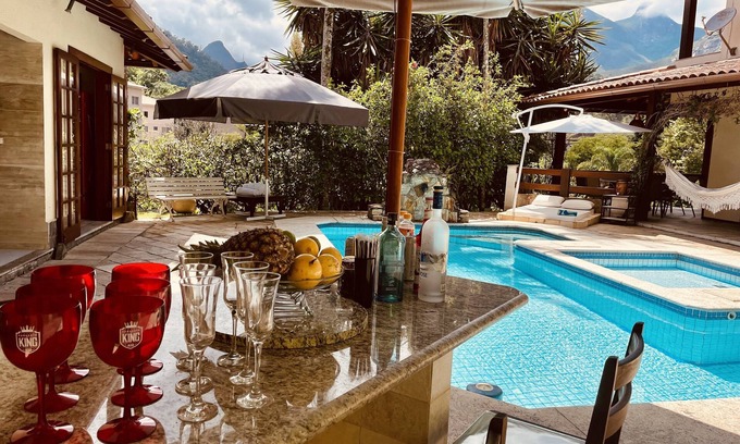 Cascata do Imbui House | Cozy house with fireplace and heated pool in Correas
