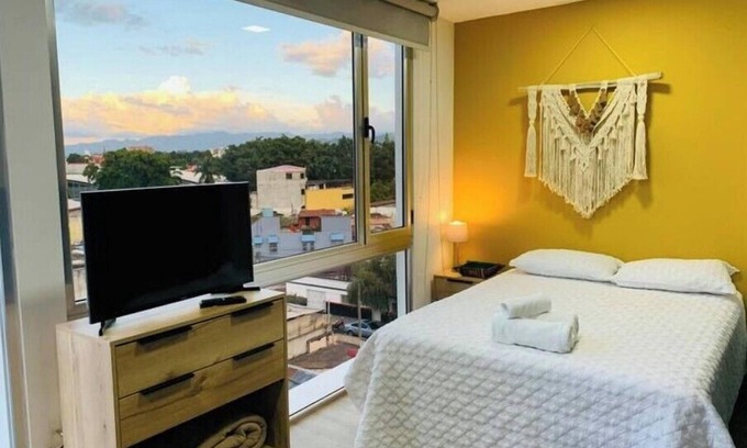 Zona 4 Apartment | Cozy illuminated studio apartmentn