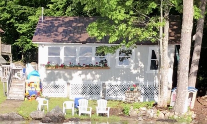 Millinocket Cabin | Cozy Lakeside Cabin